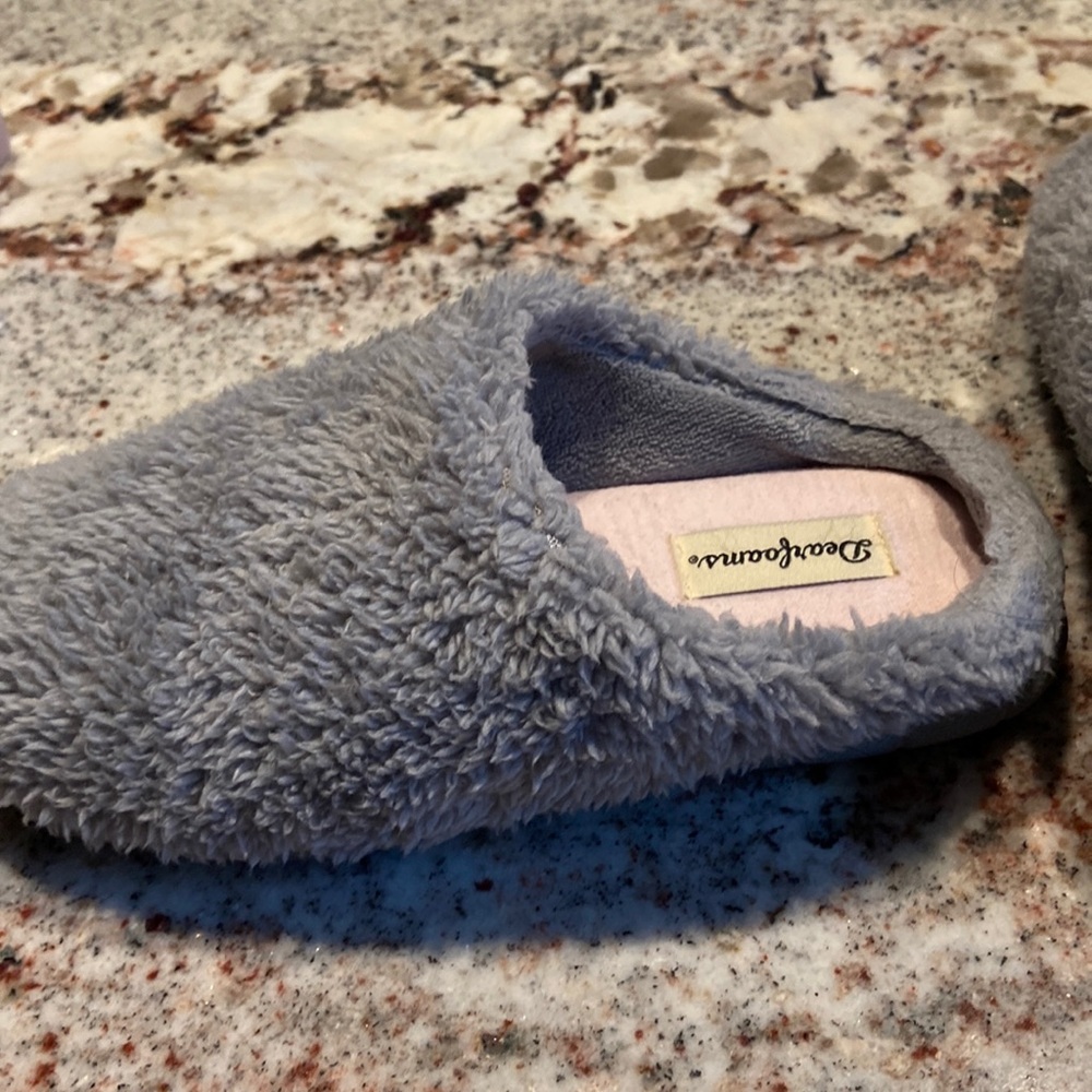 Woman’s slippers